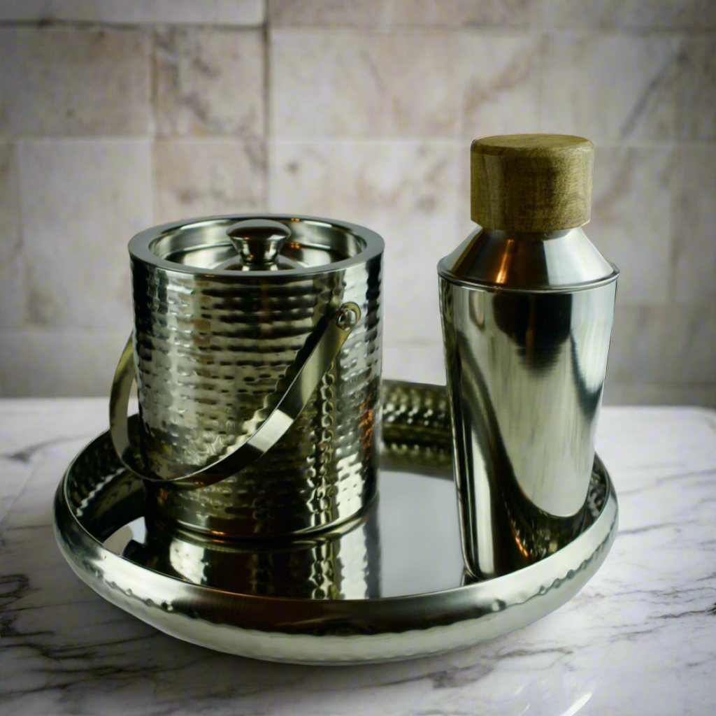 COCKTAIL SHAKER W/ WOODEN CAP 25 OZ