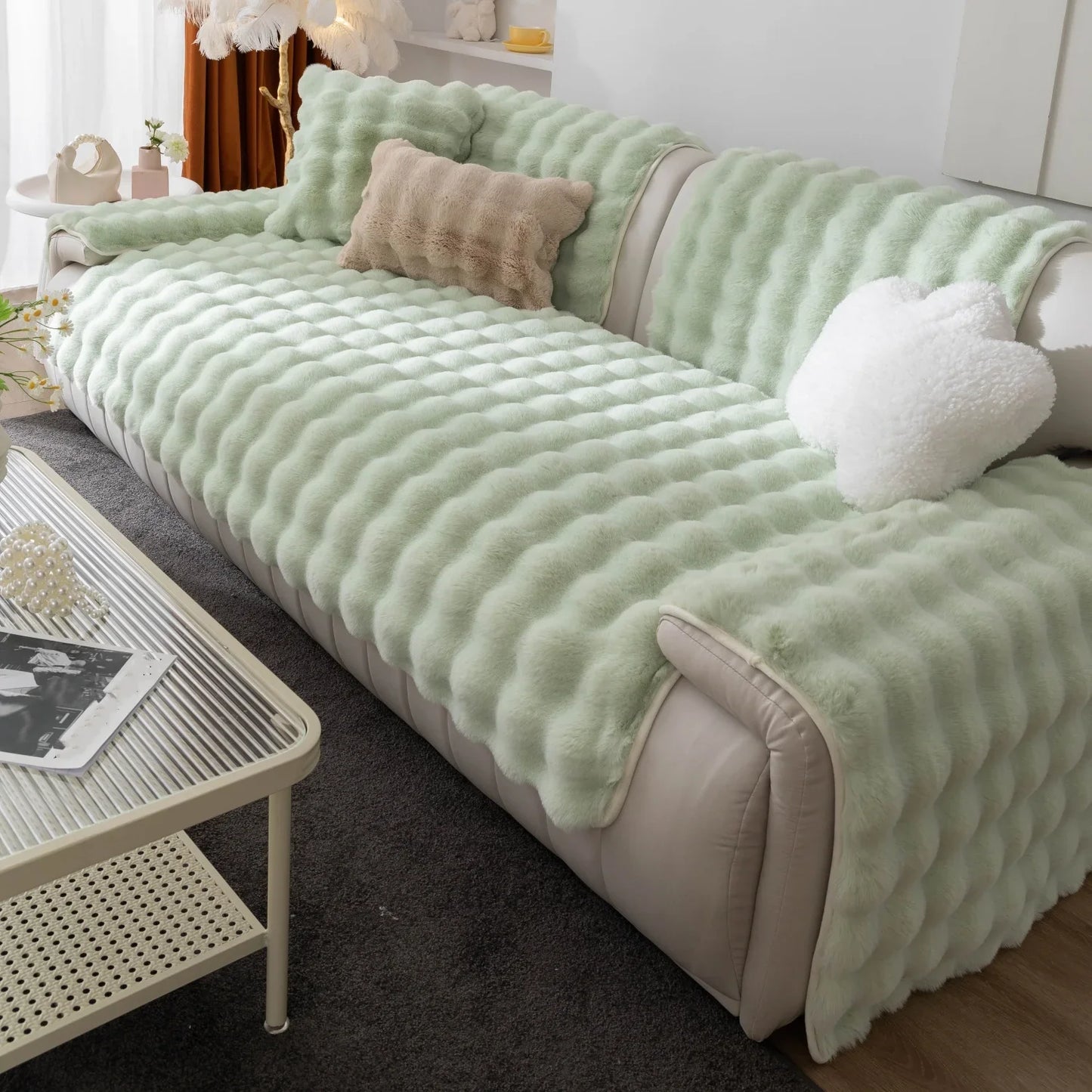 Velvet Couch Cover – Soft, Stylish, and Cat & Dog Proof Couch Throw Cover